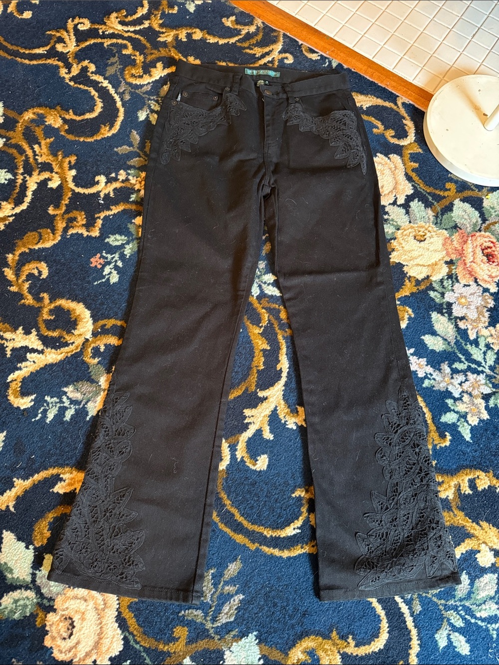 Ralph Lauren Women's Embroidered Flared Jeans- worn about 2-3 times. 148 retail